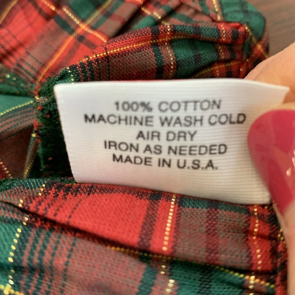Longaberger Liner for The Little Star Basket. I'm Evergreen Plaid.